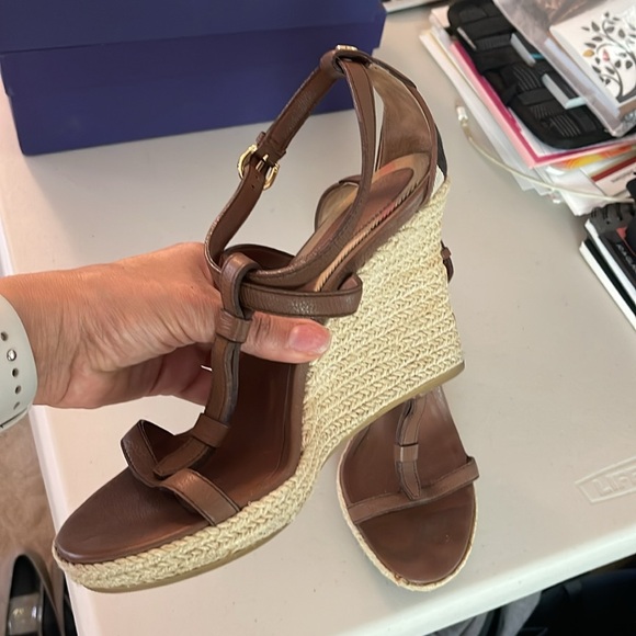 Burberry Brown Wedge Sandal. Size 38.5. Run small. Size 7.8/8 - Picture 5 of 7